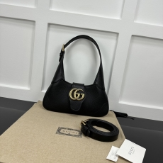 Gucci Hobo Bags